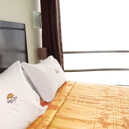 Hotel Gran Sipan Чиклайо Номер фото