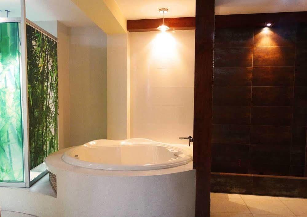 Hotel Gran Sipan Чиклайо Экстерьер фото